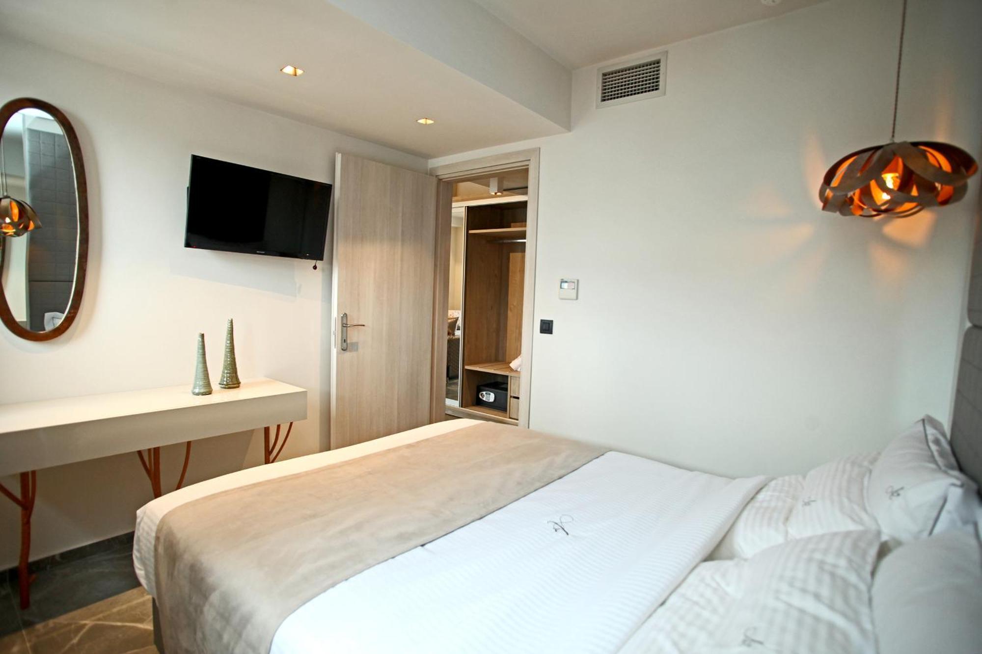 Athinais Luxury Apartments 卡尼奥提 外观 照片