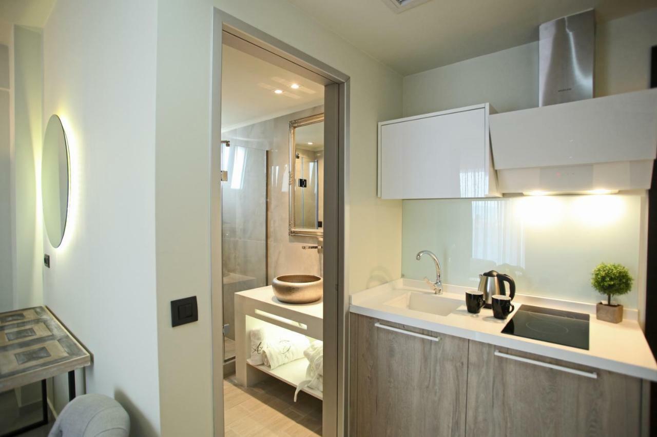 Athinais Luxury Apartments 卡尼奥提 外观 照片