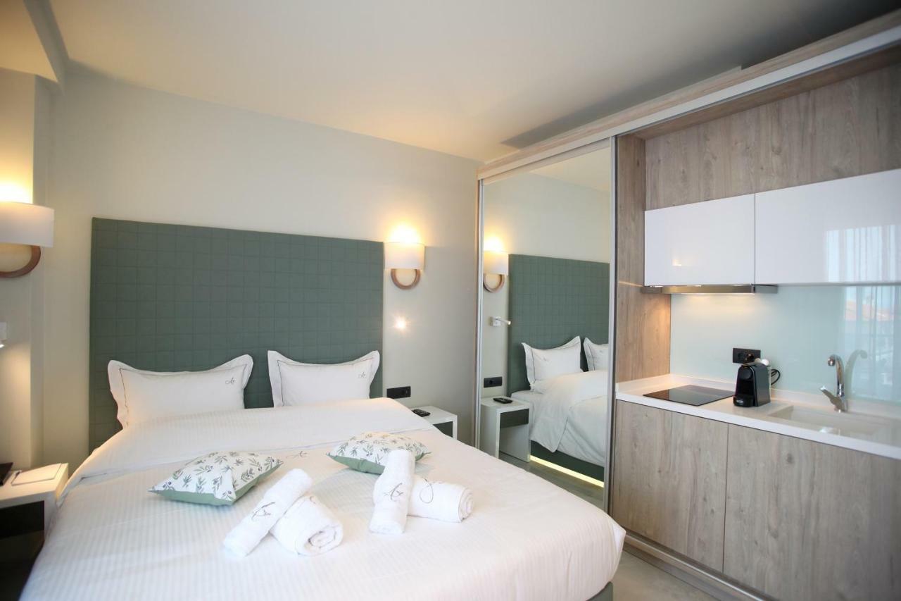 Athinais Luxury Apartments 卡尼奥提 外观 照片