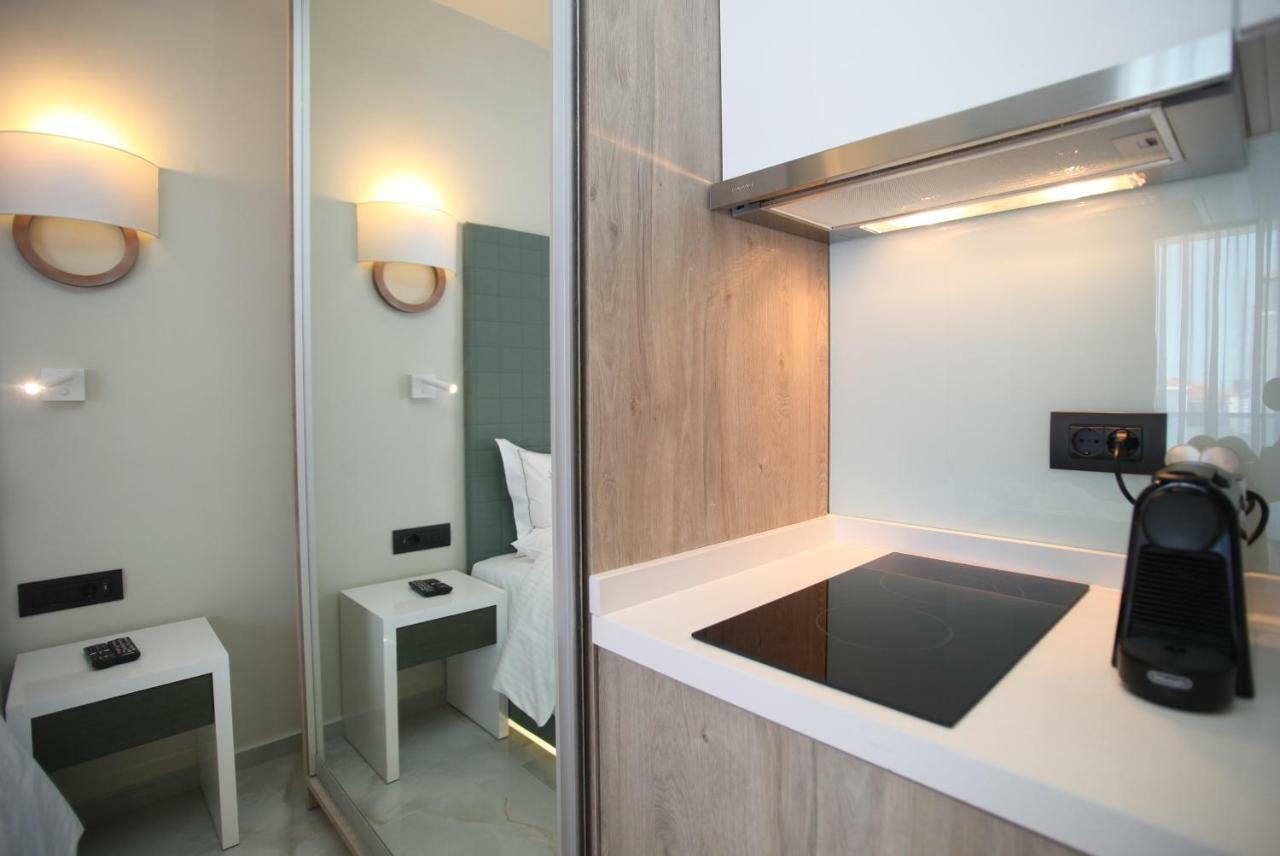 Athinais Luxury Apartments 卡尼奥提 外观 照片