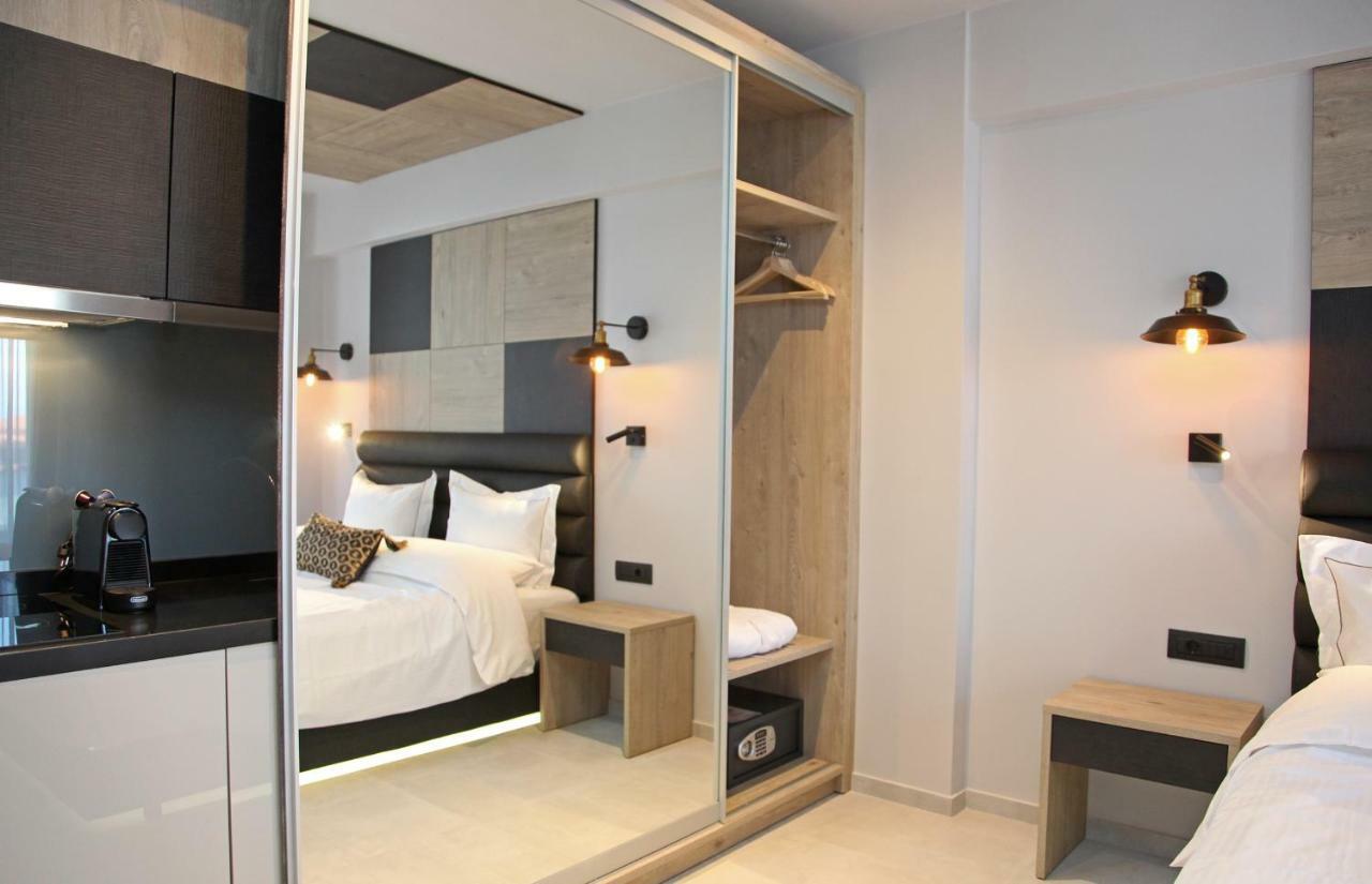 Athinais Luxury Apartments 卡尼奥提 外观 照片